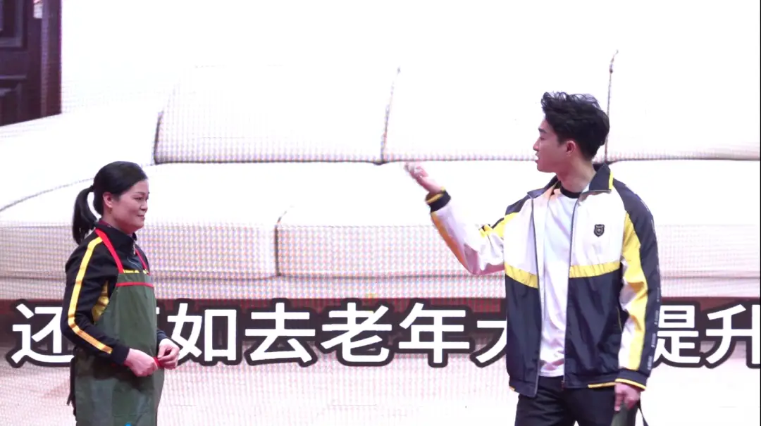 情景劇《蛻變》演繹健康行業(yè)創(chuàng)業(yè)艱辛之路--天緣綠九周年慶典回顧